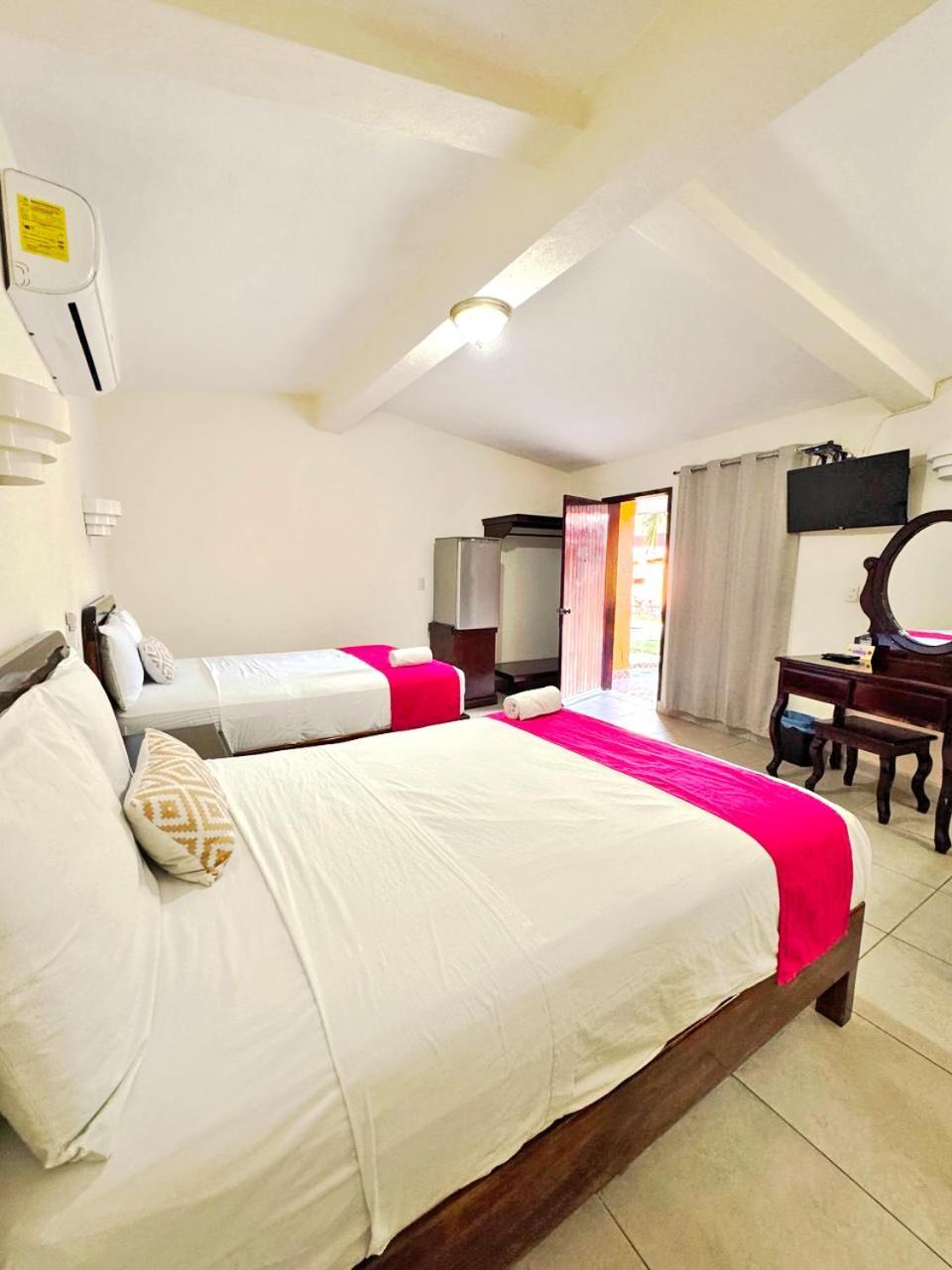 Hotel Caribe Cozumel Esterno foto